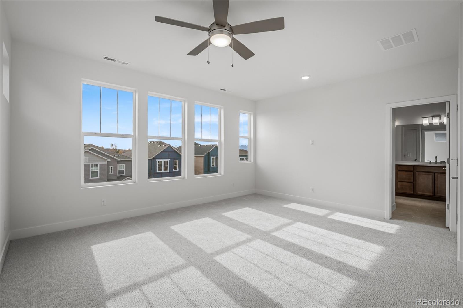 MLS Image #19 for 4564  peak crest view,colorado springs, Colorado