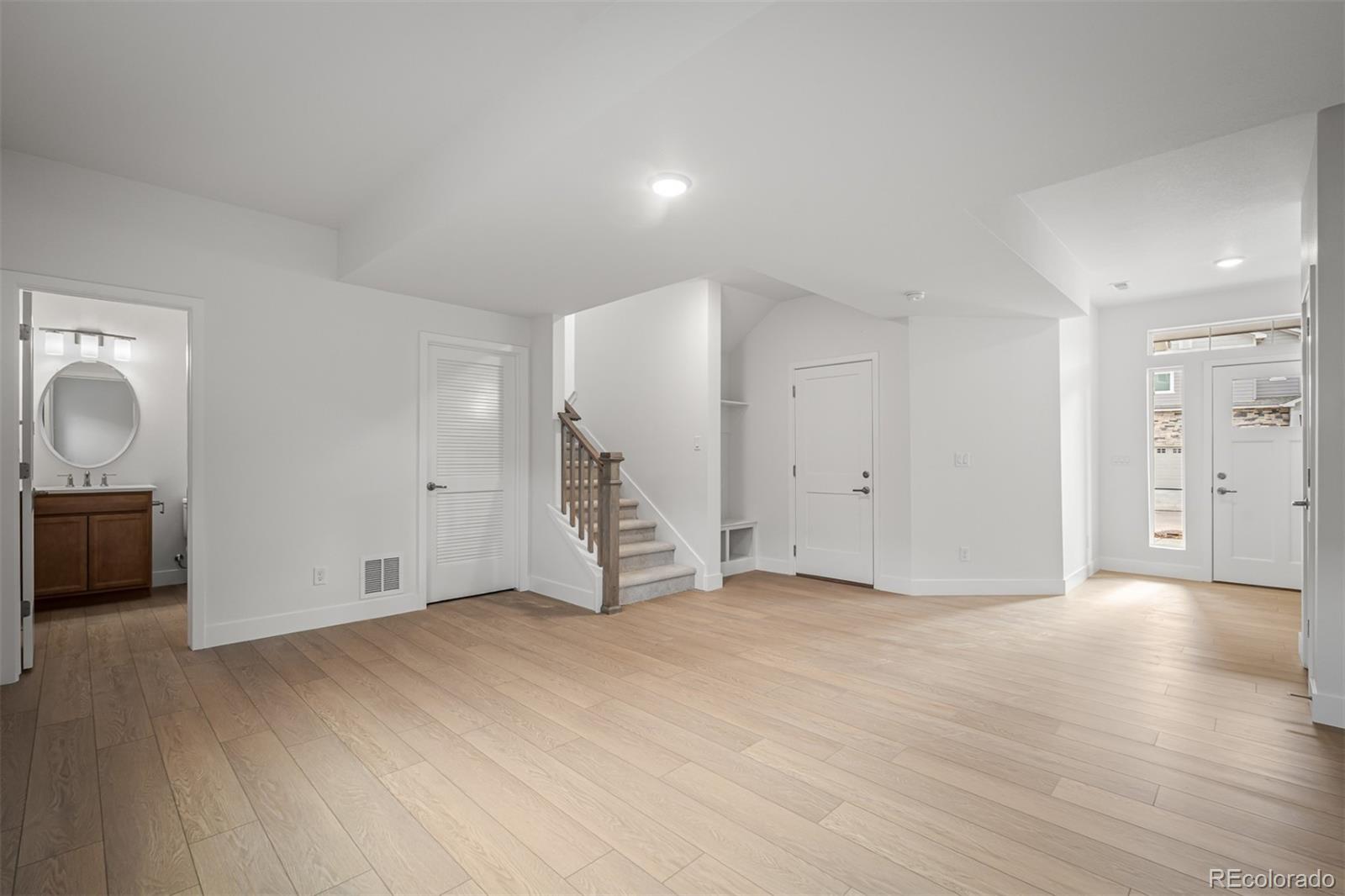 MLS Image #2 for 4564  peak crest view,colorado springs, Colorado
