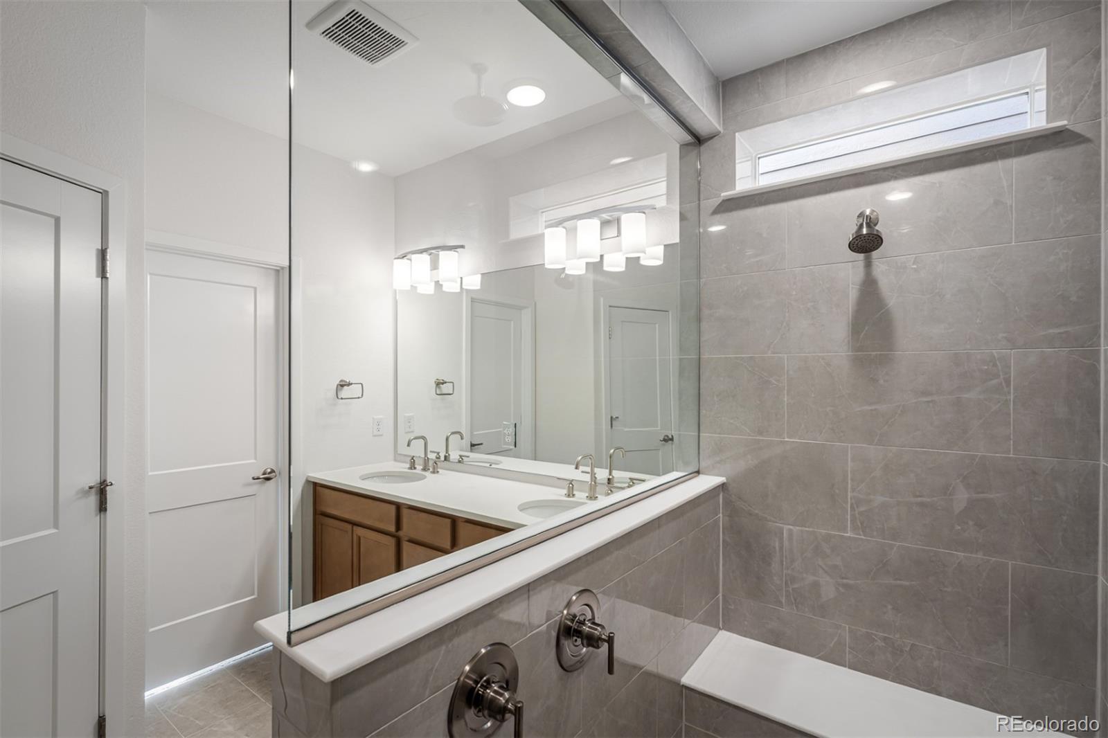 MLS Image #21 for 4564  peak crest view,colorado springs, Colorado