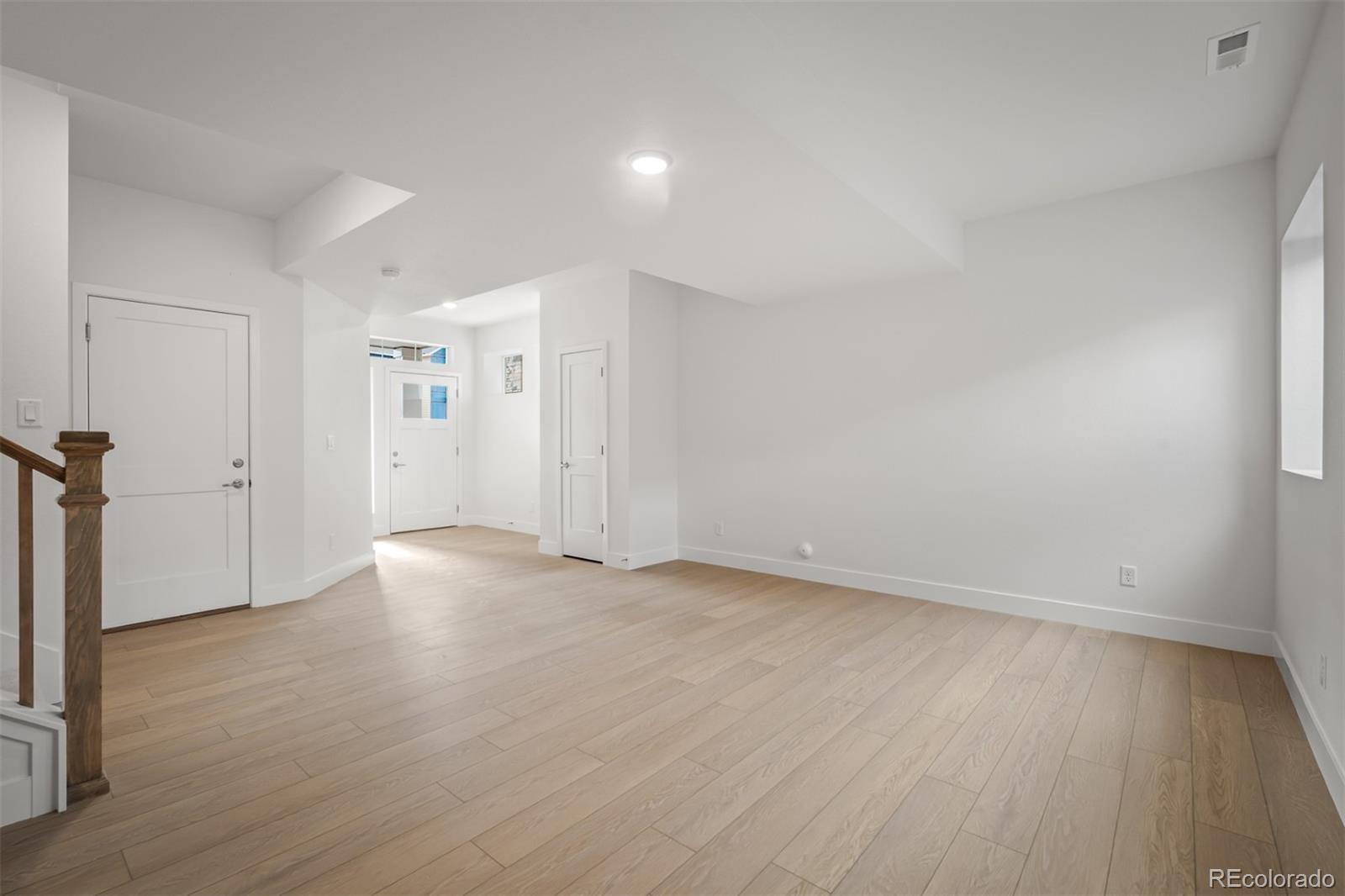 MLS Image #3 for 4564  peak crest view,colorado springs, Colorado
