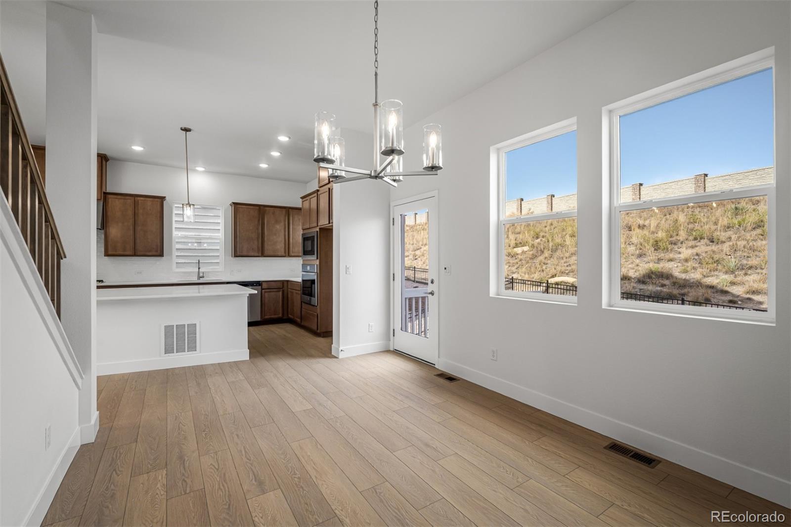 MLS Image #8 for 4564  peak crest view,colorado springs, Colorado