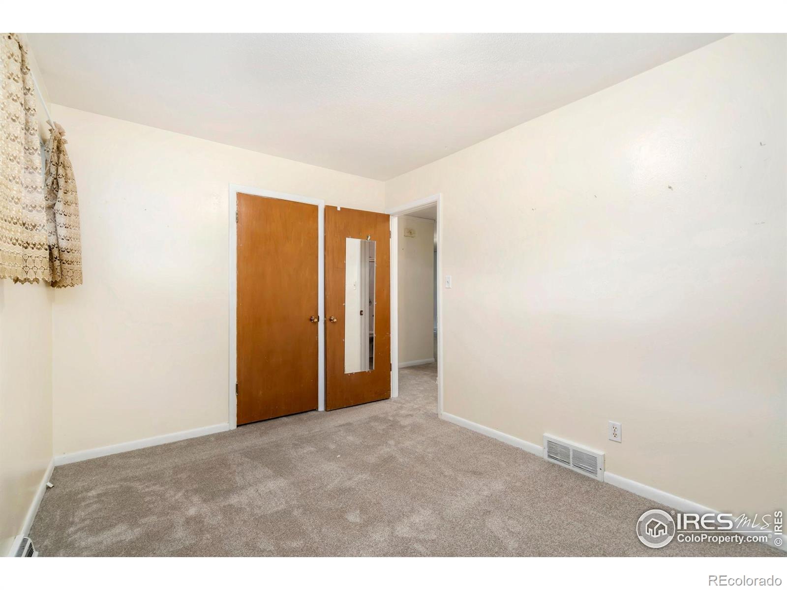 MLS Image #15 for 2046  26th st rd,greeley, Colorado