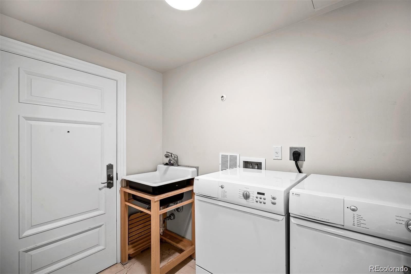 MLS Image #30 for 1891  curtis street 1607,denver, Colorado