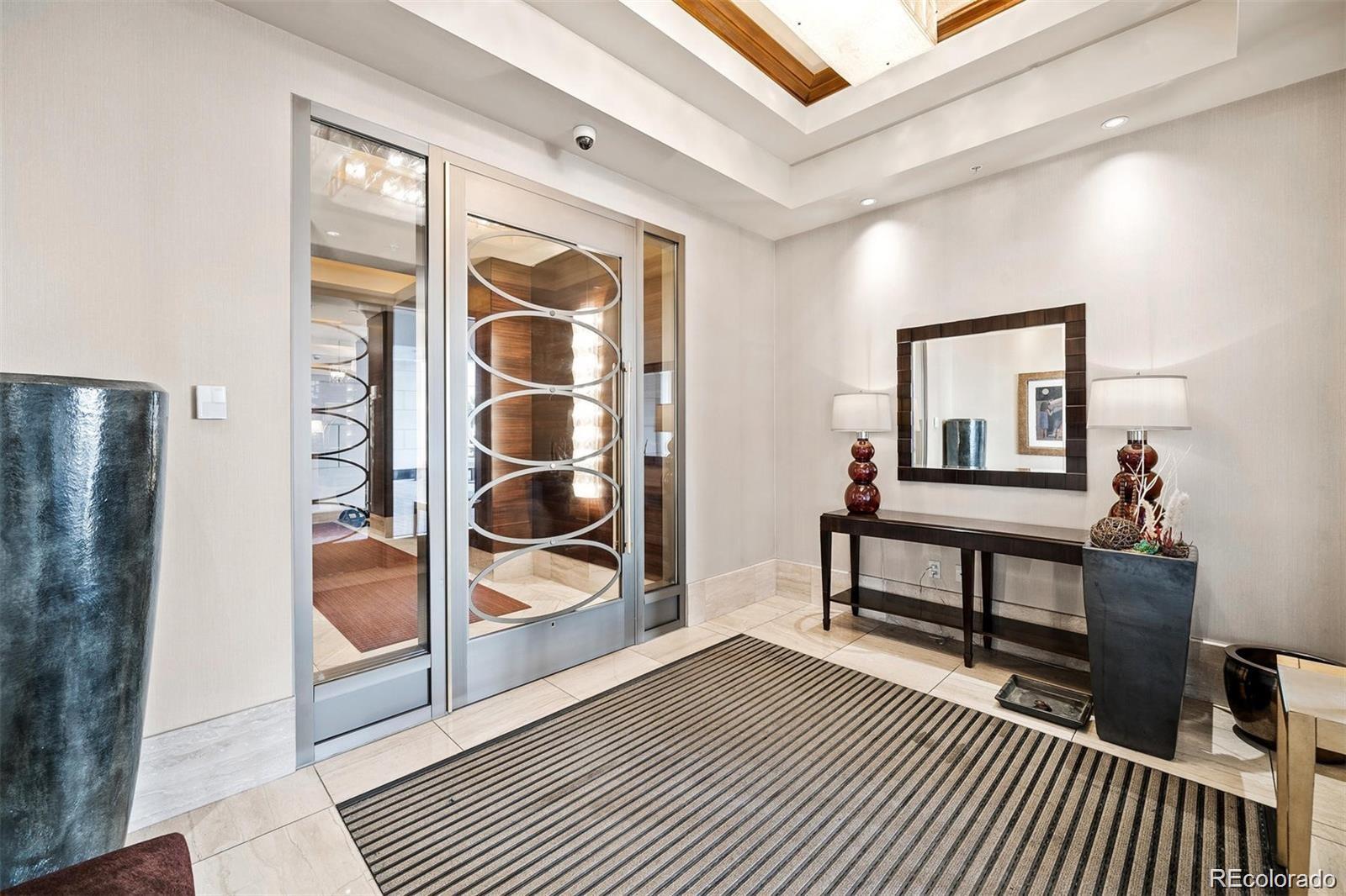 MLS Image #7 for 1891  curtis street 1607,denver, Colorado