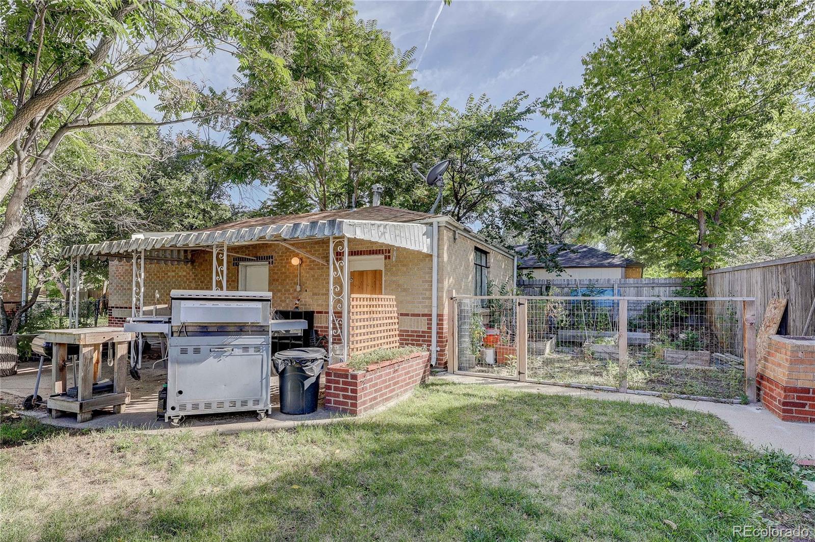 MLS Image #29 for 3015 n milwaukee street,denver, Colorado