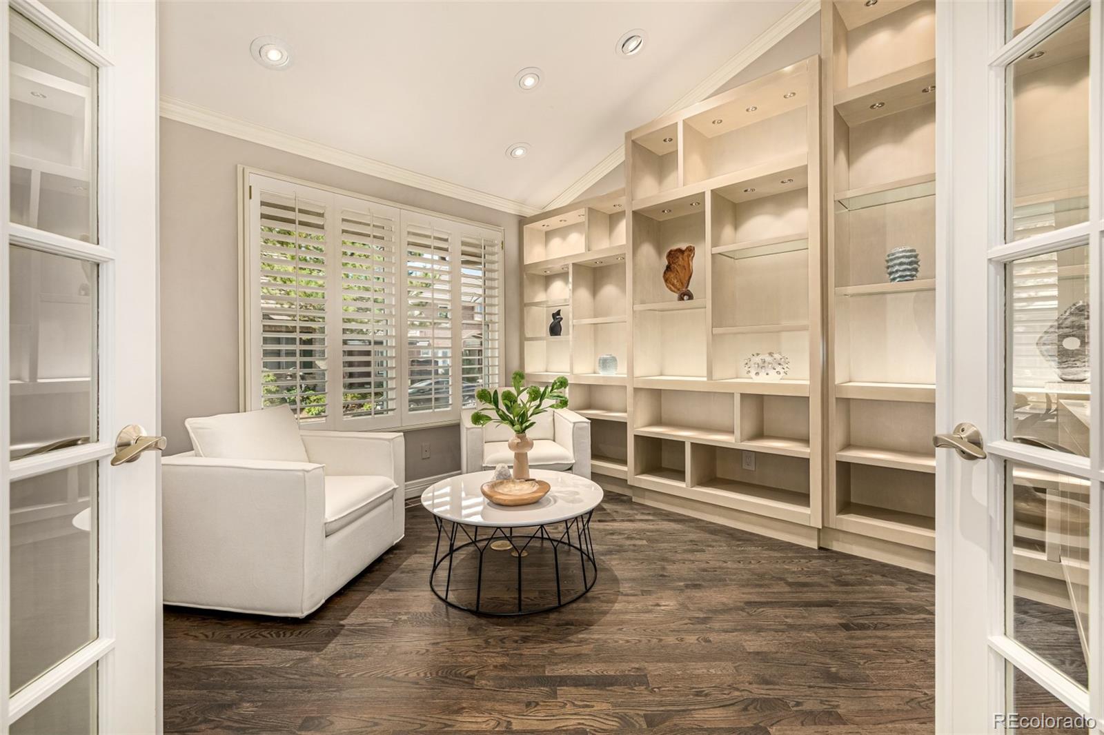 MLS Image #4 for 400 s steele street,denver, Colorado