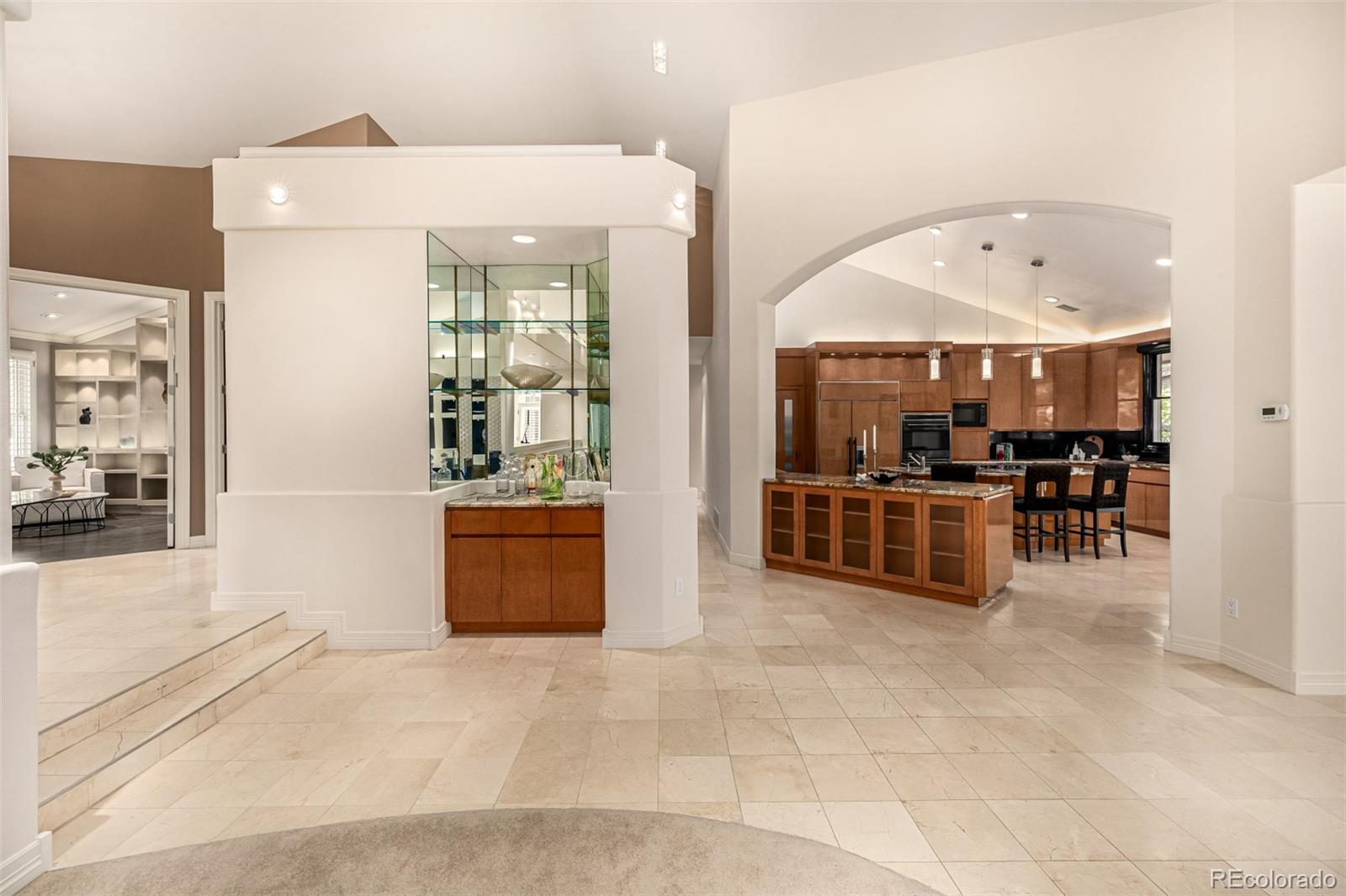 MLS Image #8 for 400 s steele street,denver, Colorado