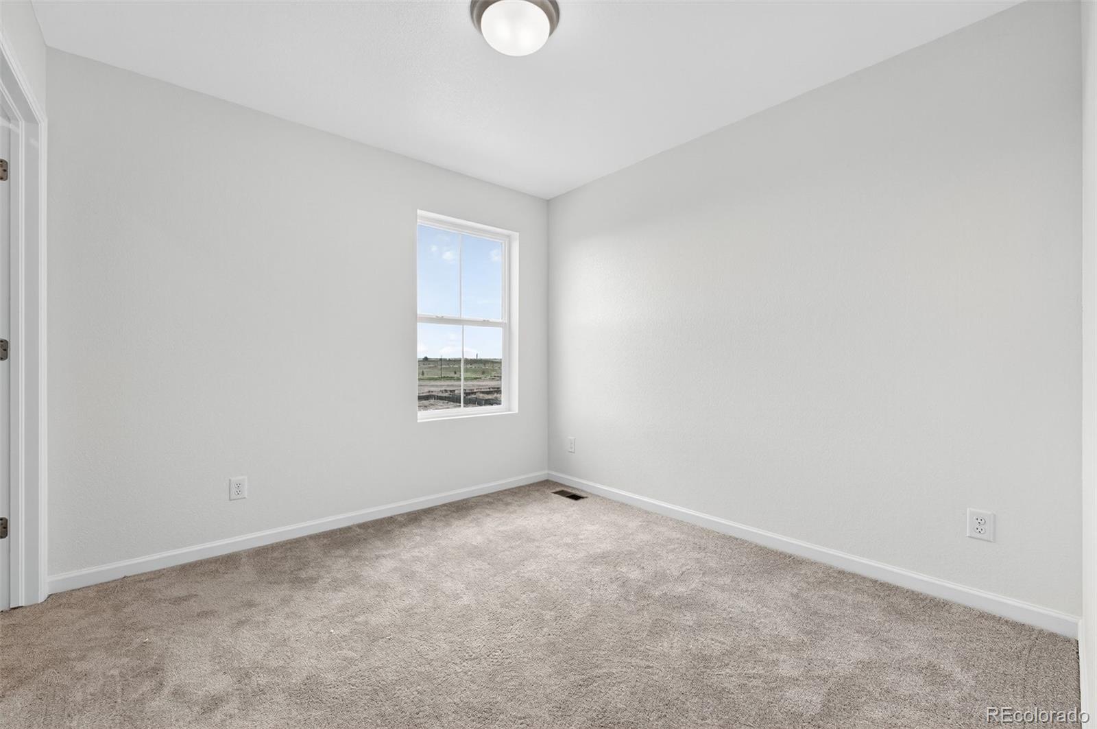 MLS Image #14 for 23752 e 33rd place,aurora, Colorado