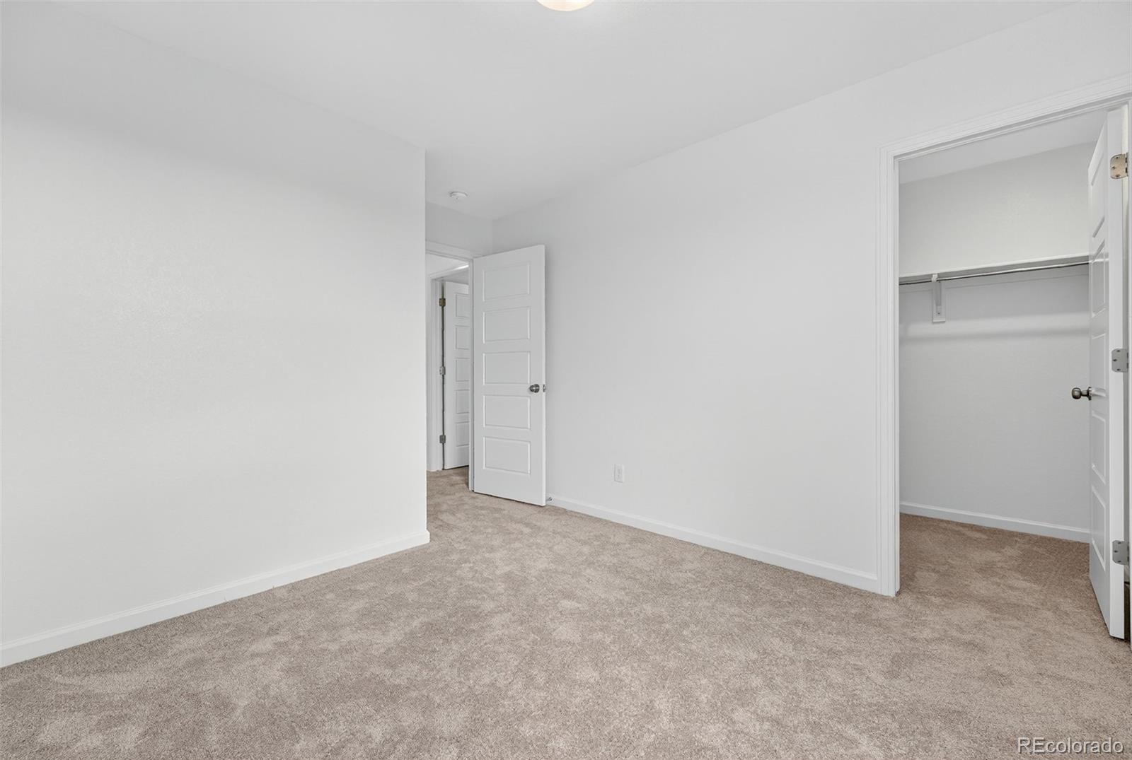 MLS Image #15 for 23752 e 33rd place,aurora, Colorado