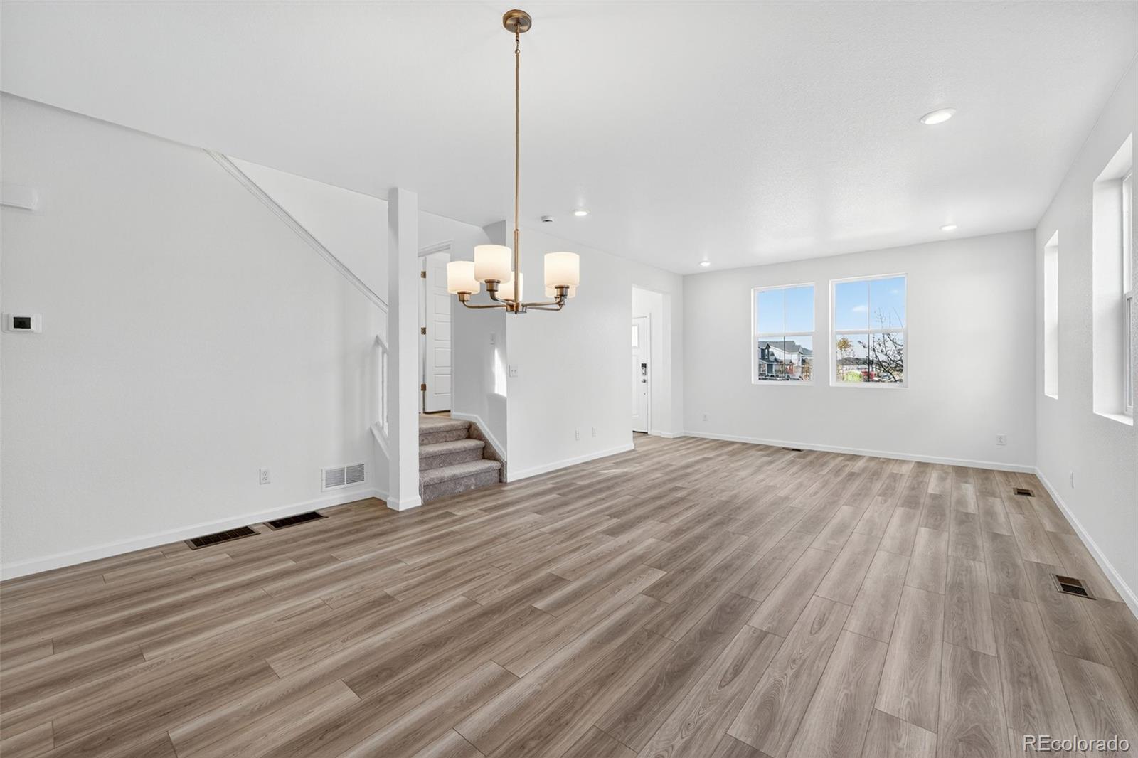 MLS Image #3 for 23752 e 33rd place,aurora, Colorado