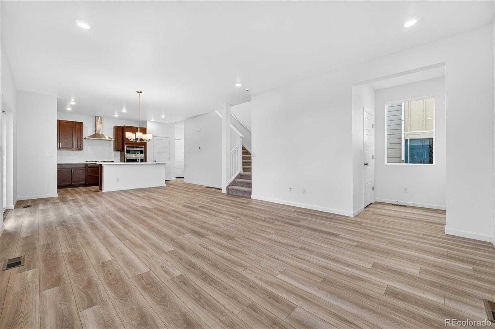 MLS Image #6 for 23752 e 33rd place,aurora, Colorado