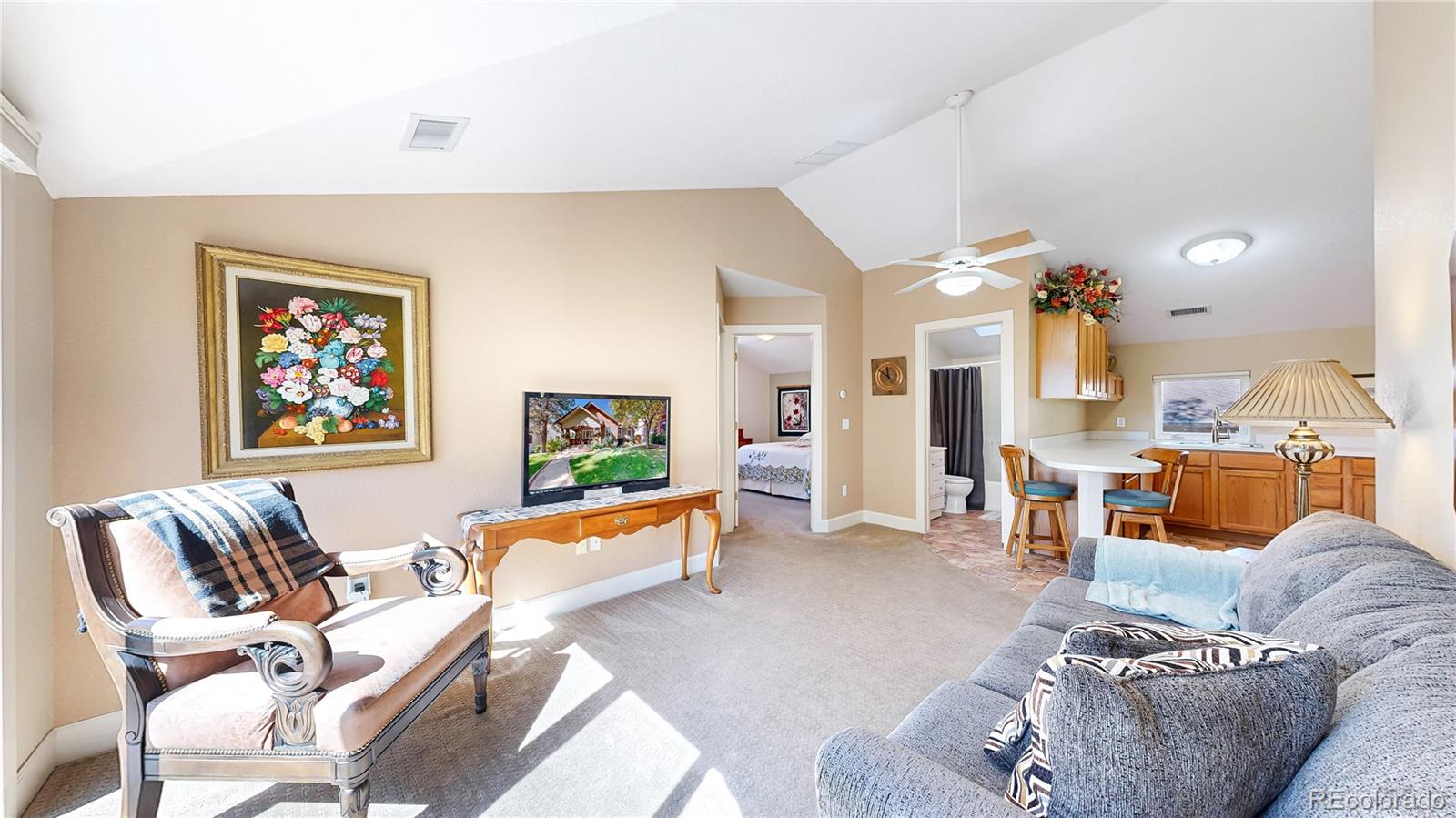 MLS Image #39 for 2319 s columbine street,denver, Colorado