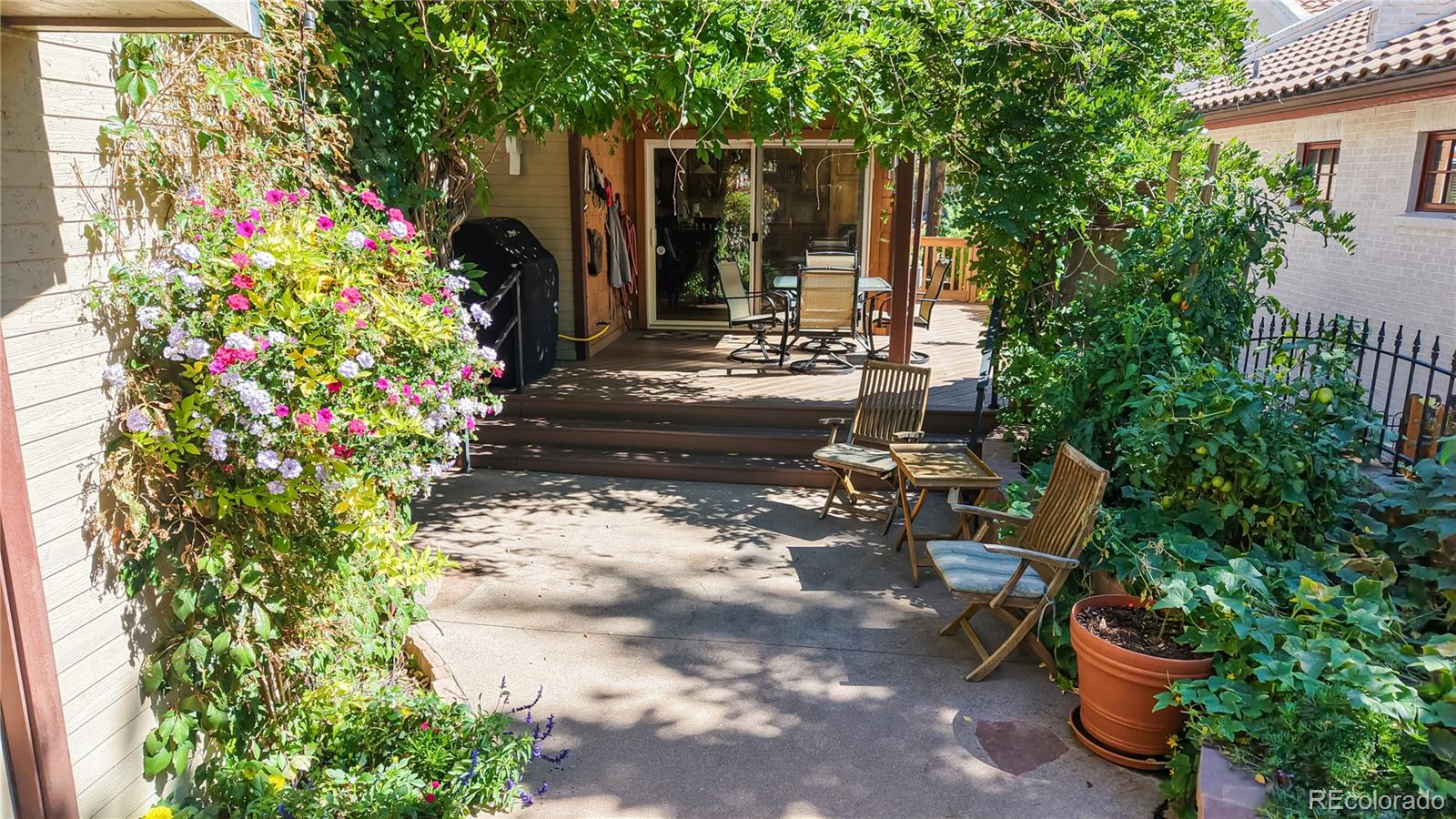 MLS Image #47 for 2319 s columbine street,denver, Colorado