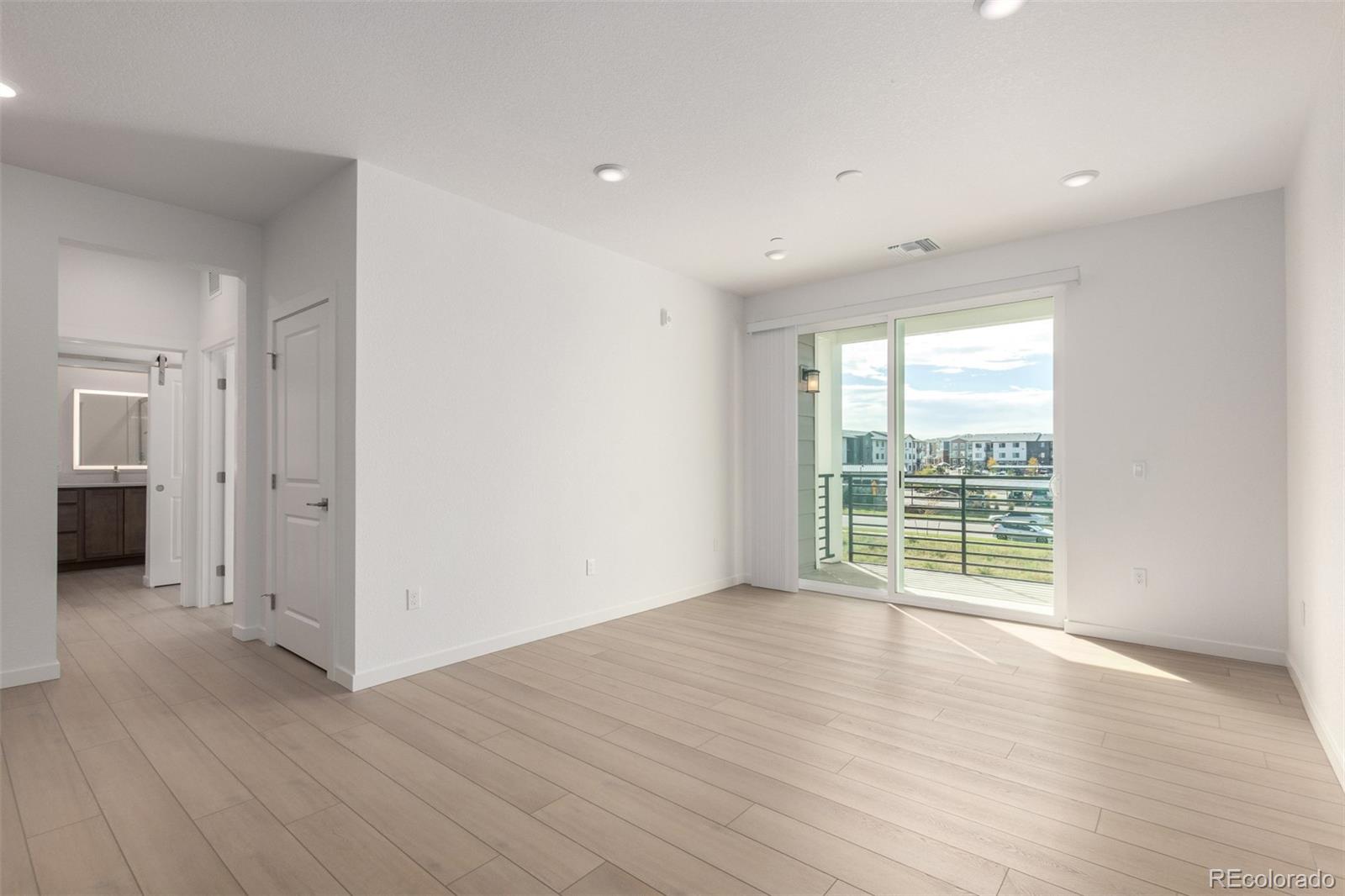 MLS Image #6 for 6153 n ceylon street 206,denver, Colorado