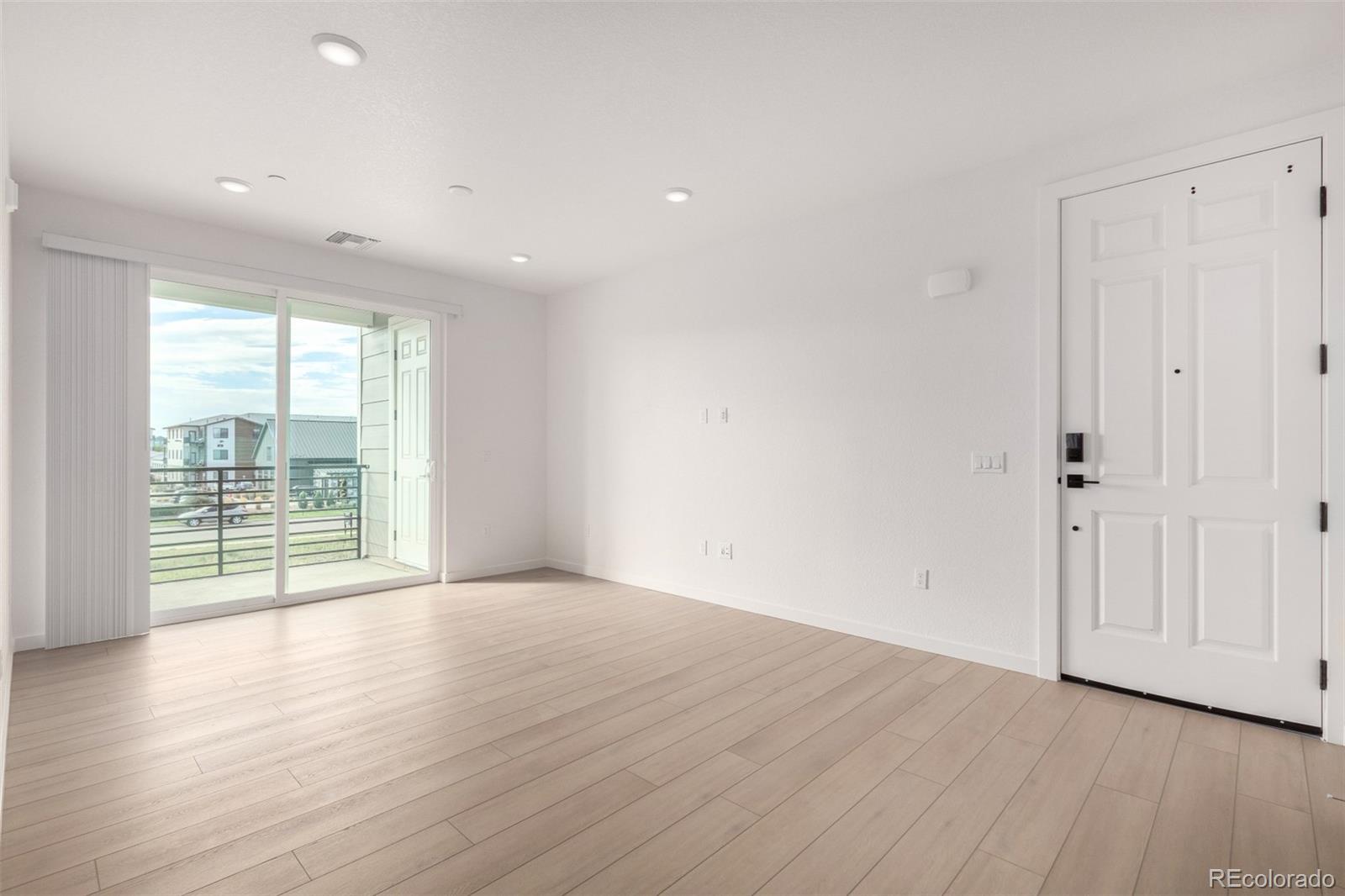 MLS Image #7 for 6153 n ceylon street 206,denver, Colorado