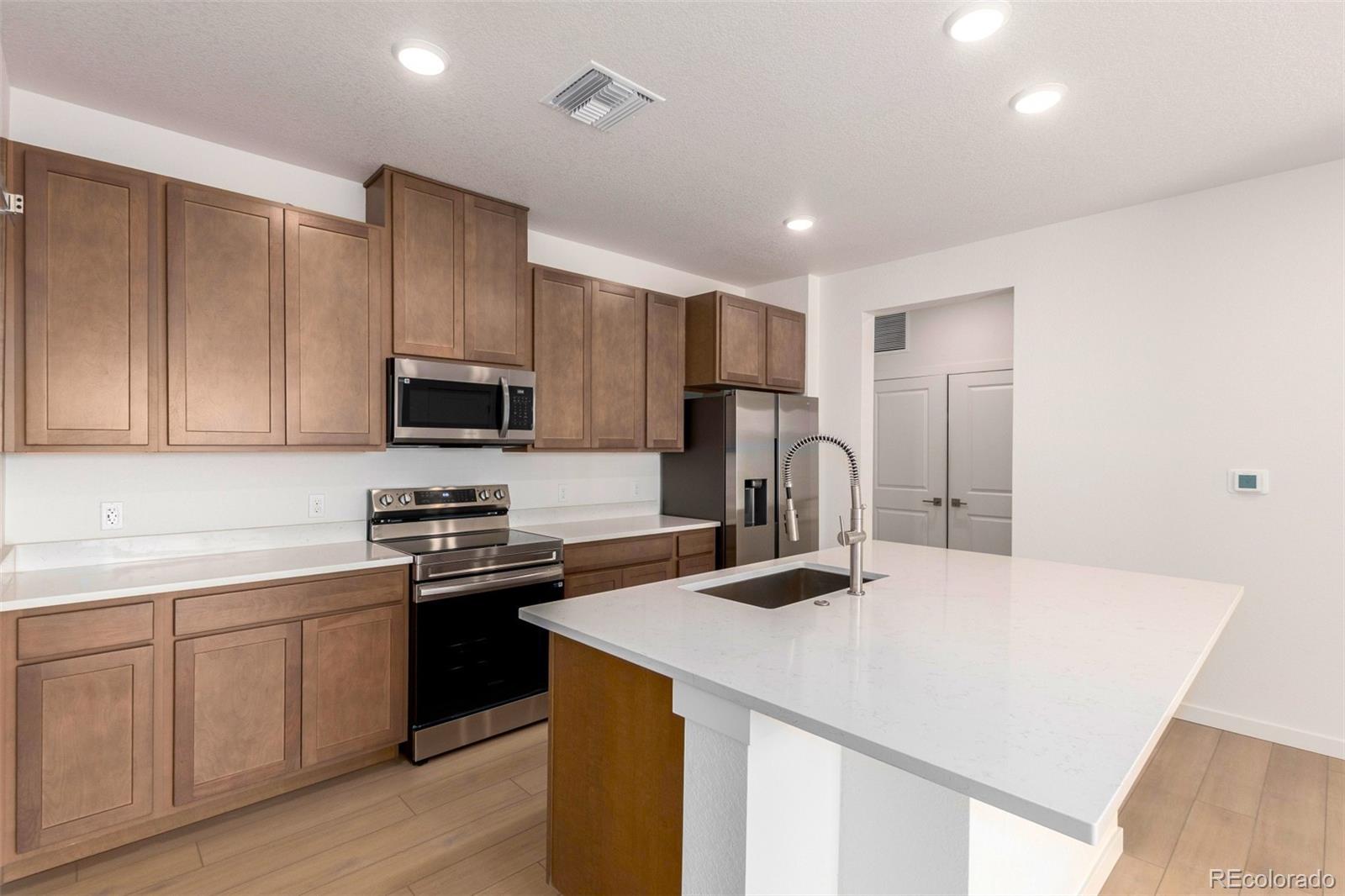 MLS Image #9 for 6153 n ceylon street 206,denver, Colorado
