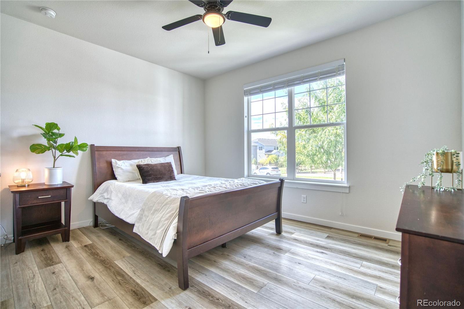 MLS Image #14 for 848  lowrey lane,berthoud, Colorado