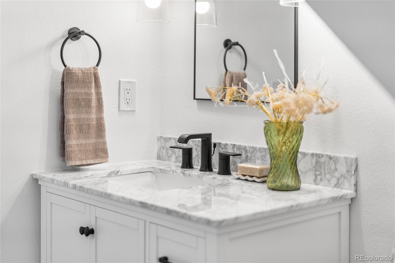 MLS Image #22 for 1623 e 30th avenue,denver, Colorado