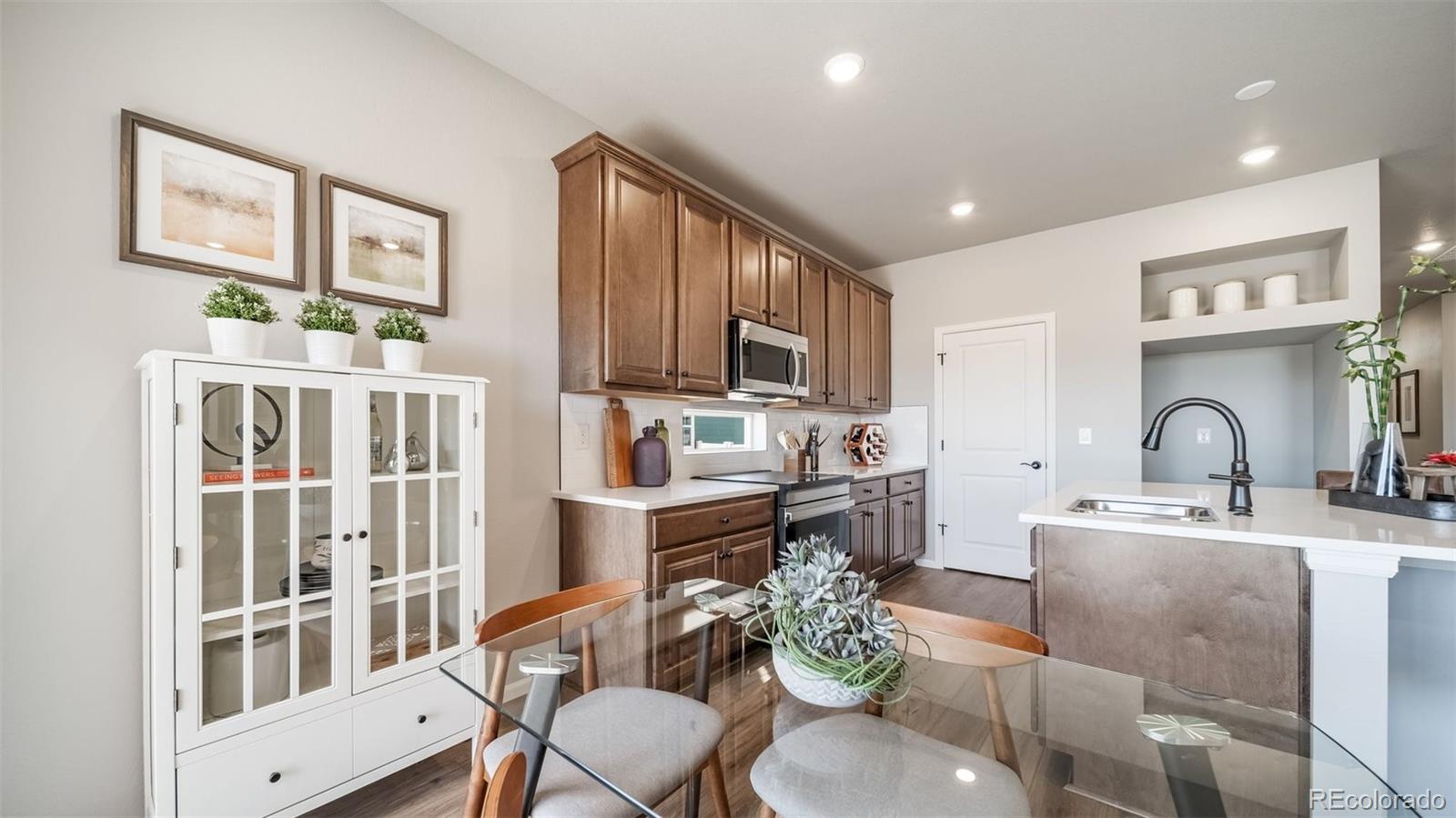 MLS Image #13 for 5036 n tempe street,aurora, Colorado