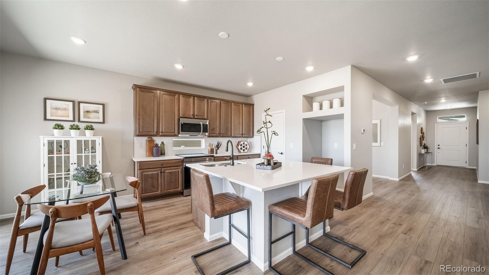 MLS Image #14 for 5036 n tempe street,aurora, Colorado