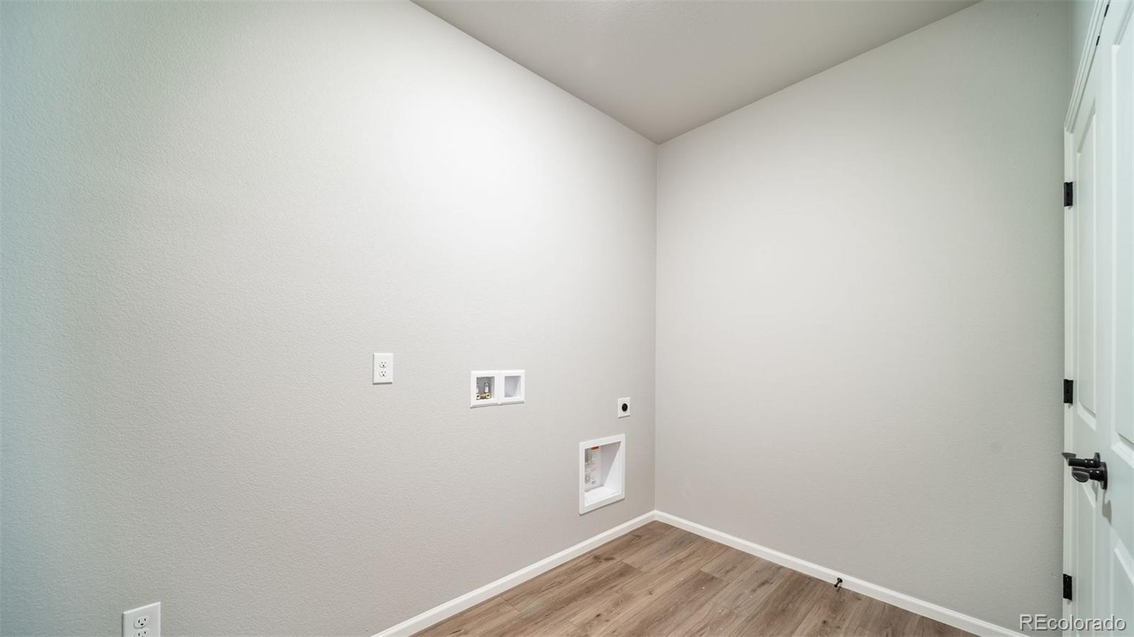 MLS Image #24 for 5036 n tempe street,aurora, Colorado