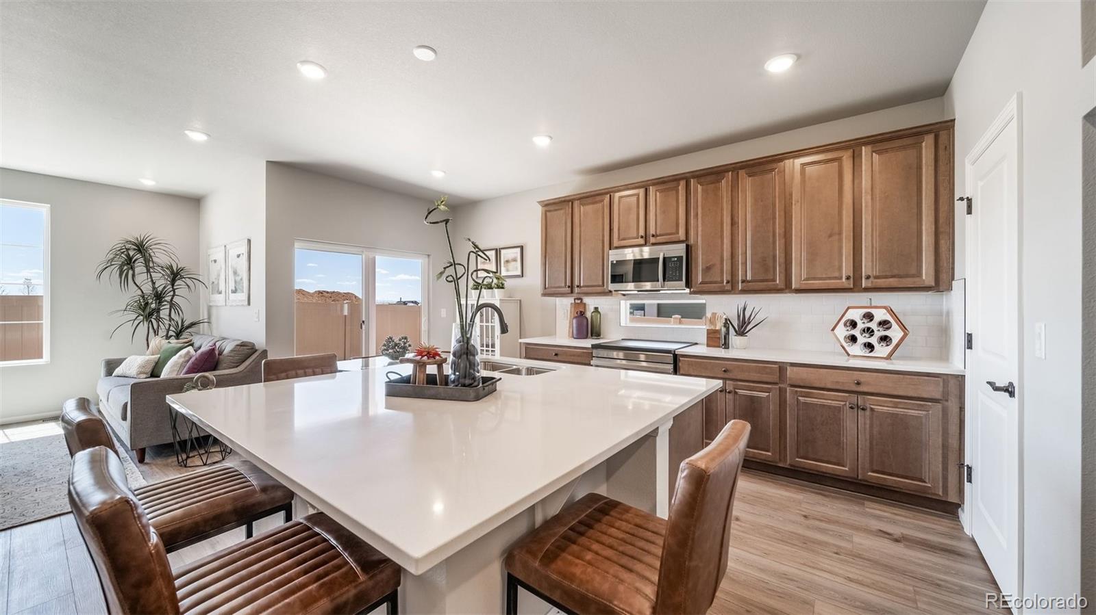 MLS Image #7 for 5036 n tempe street,aurora, Colorado