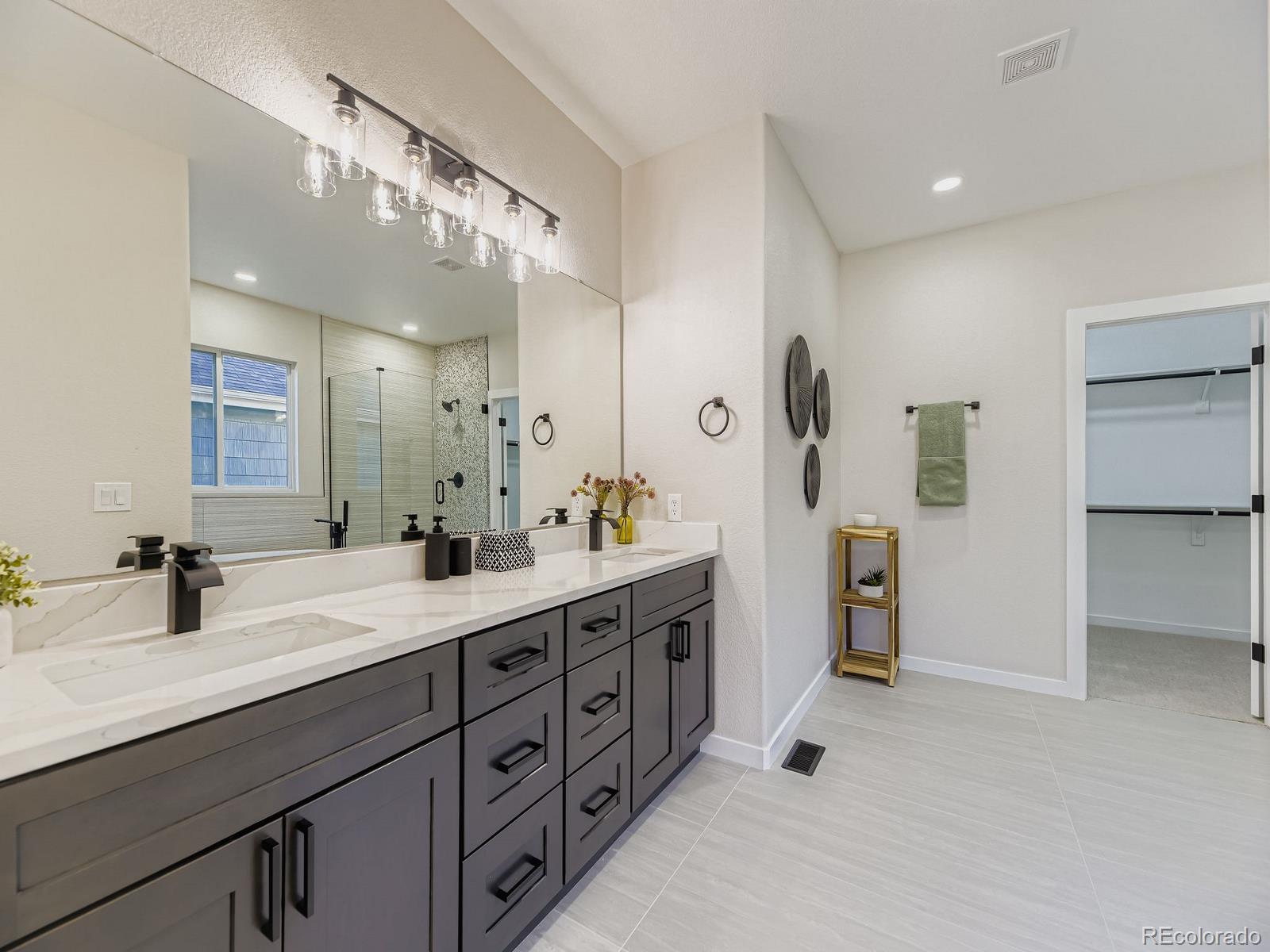 MLS Image #14 for 22967 e mineral place,aurora, Colorado