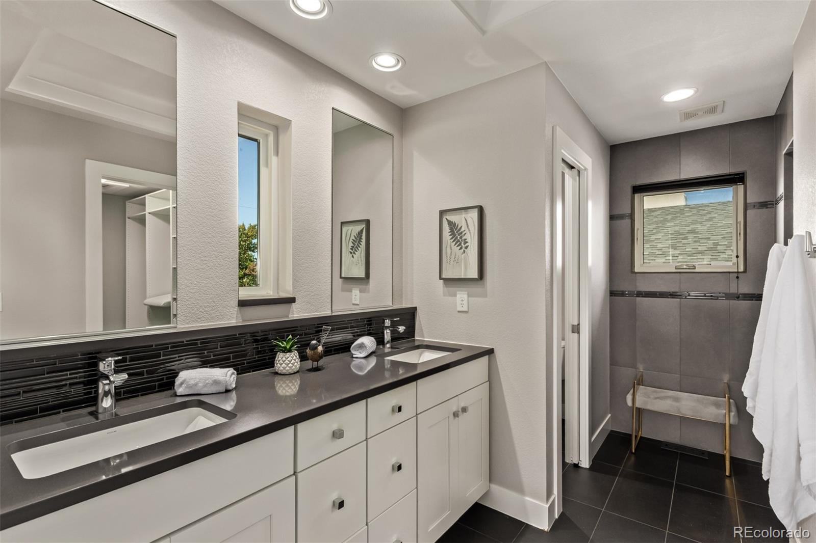 MLS Image #22 for 2251 s emerson street,denver, Colorado