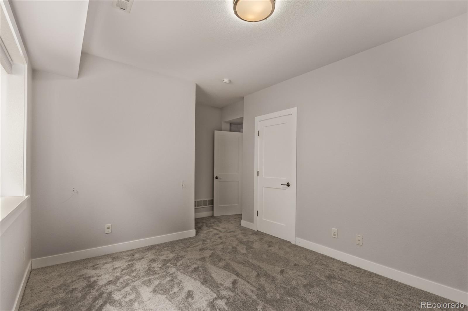 MLS Image #37 for 2251 s emerson street,denver, Colorado