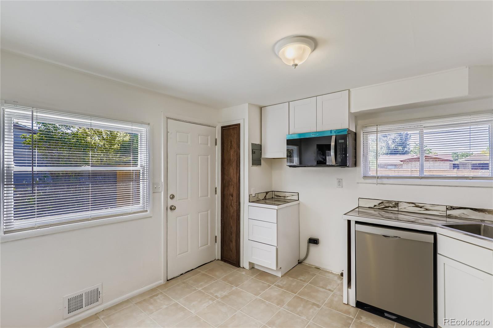 MLS Image #5 for 6755  birch street,commerce city, Colorado