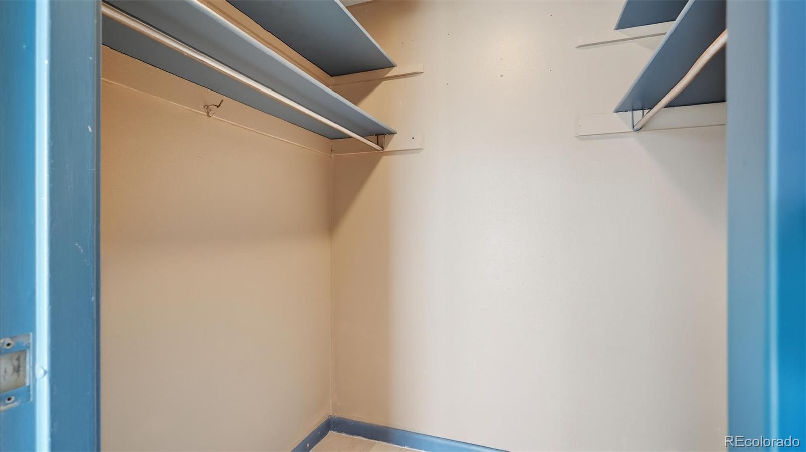 MLS Image #27 for 411  lakewood circle b709,colorado springs, Colorado