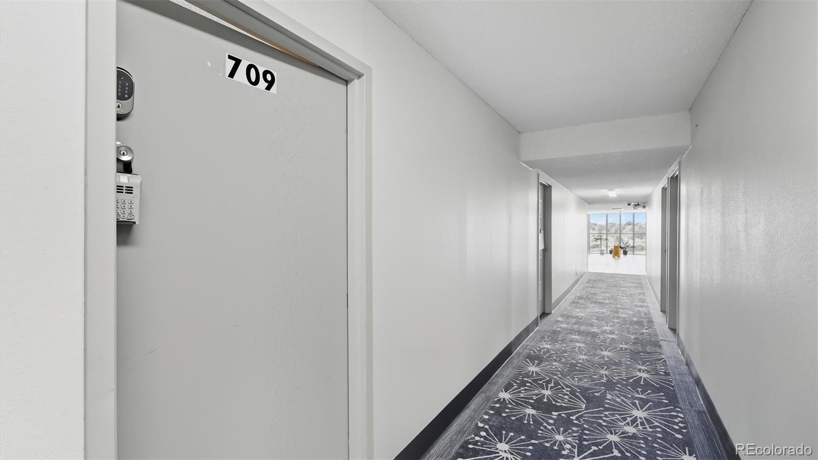 MLS Image #6 for 411  lakewood circle b709,colorado springs, Colorado