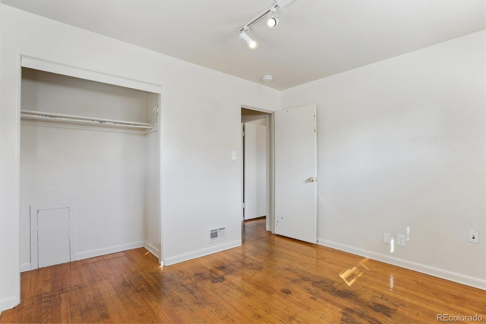 MLS Image #16 for 1875 s clayton street,denver, Colorado