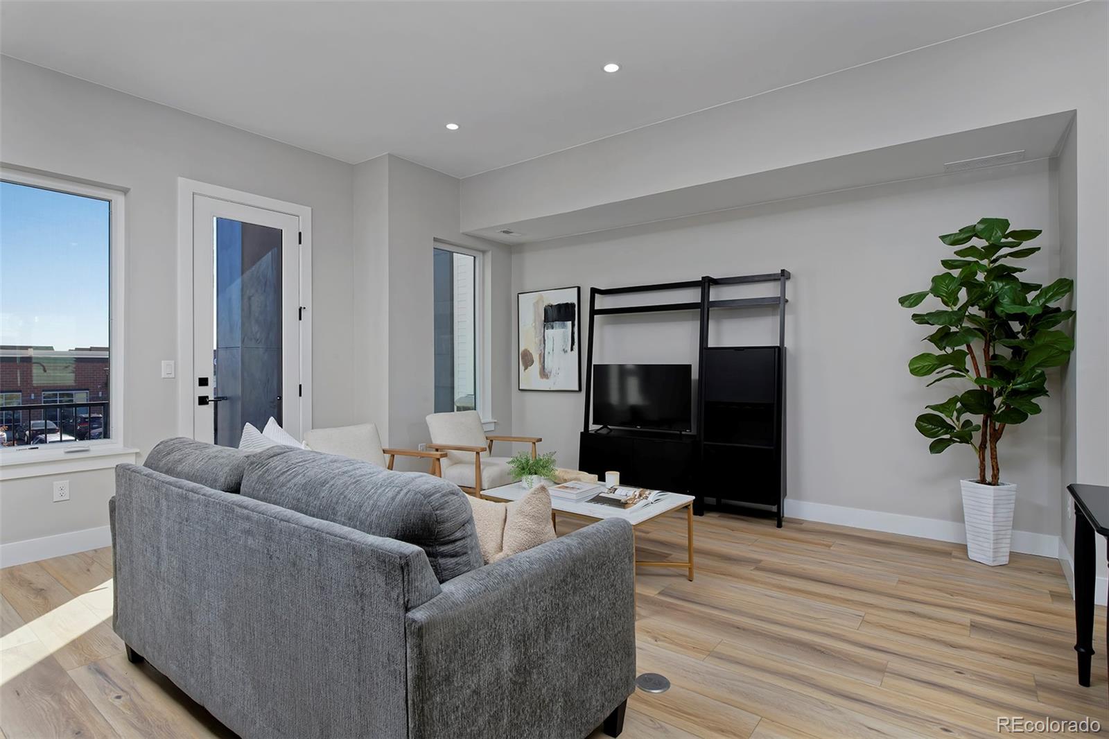 MLS Image #5 for 8280 e 36th avenue 25,denver, Colorado