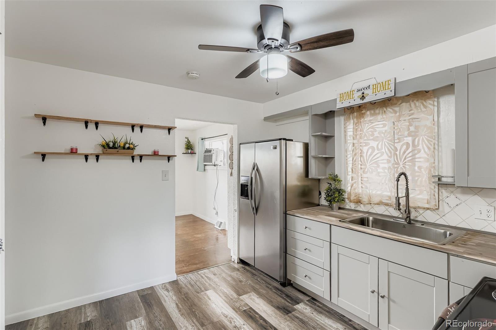 MLS Image #6 for 1591 s zuni street,denver, Colorado