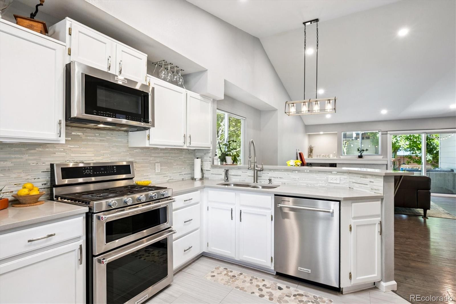MLS Image #2 for 3390 s emerson street,englewood, Colorado