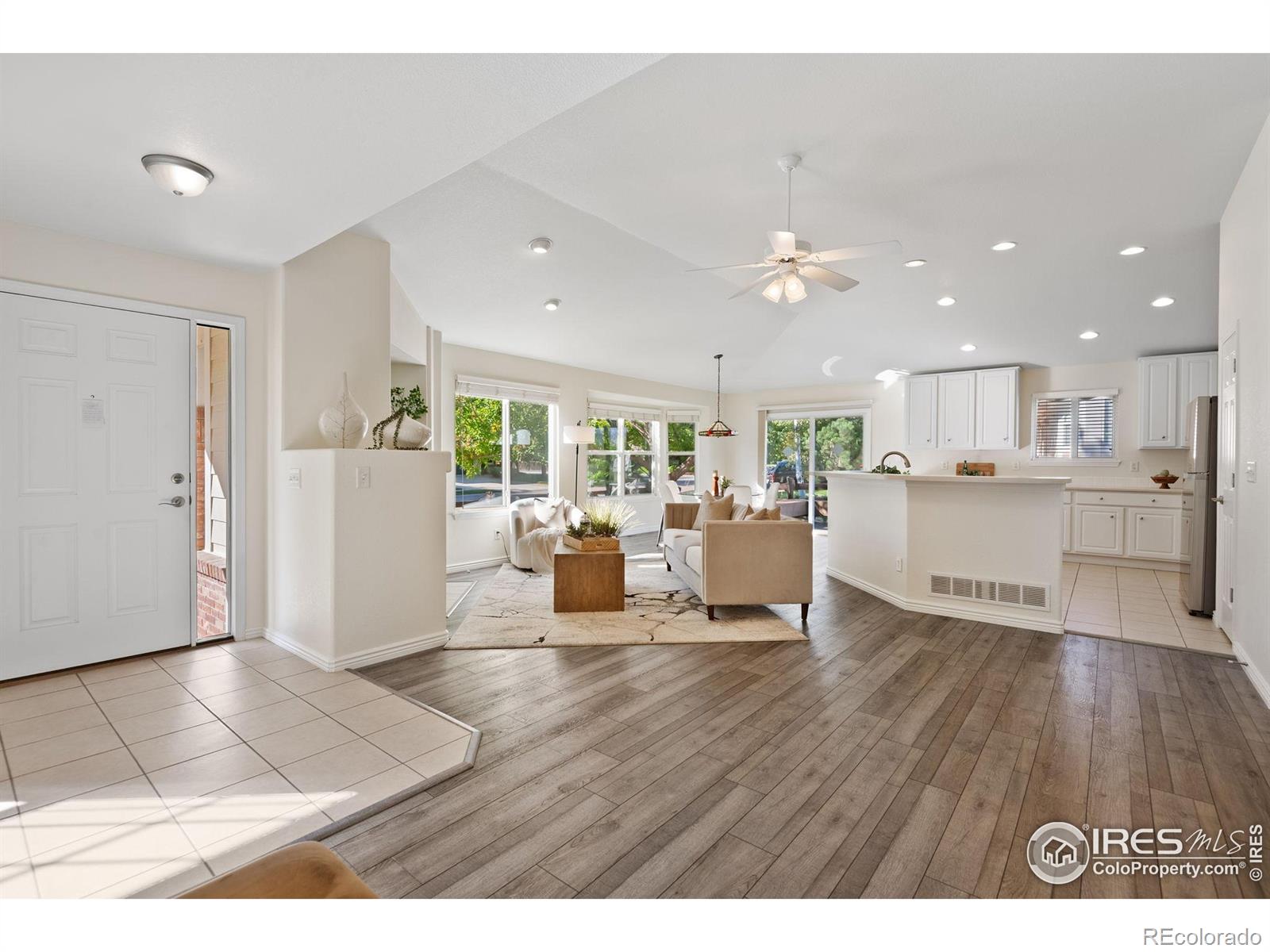 MLS Image #5 for 4063  don fox circle,loveland, Colorado
