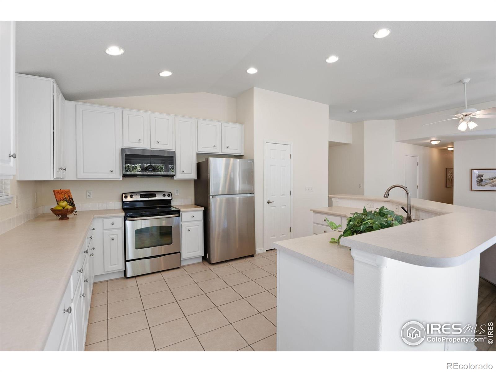 MLS Image #7 for 4063  don fox circle,loveland, Colorado