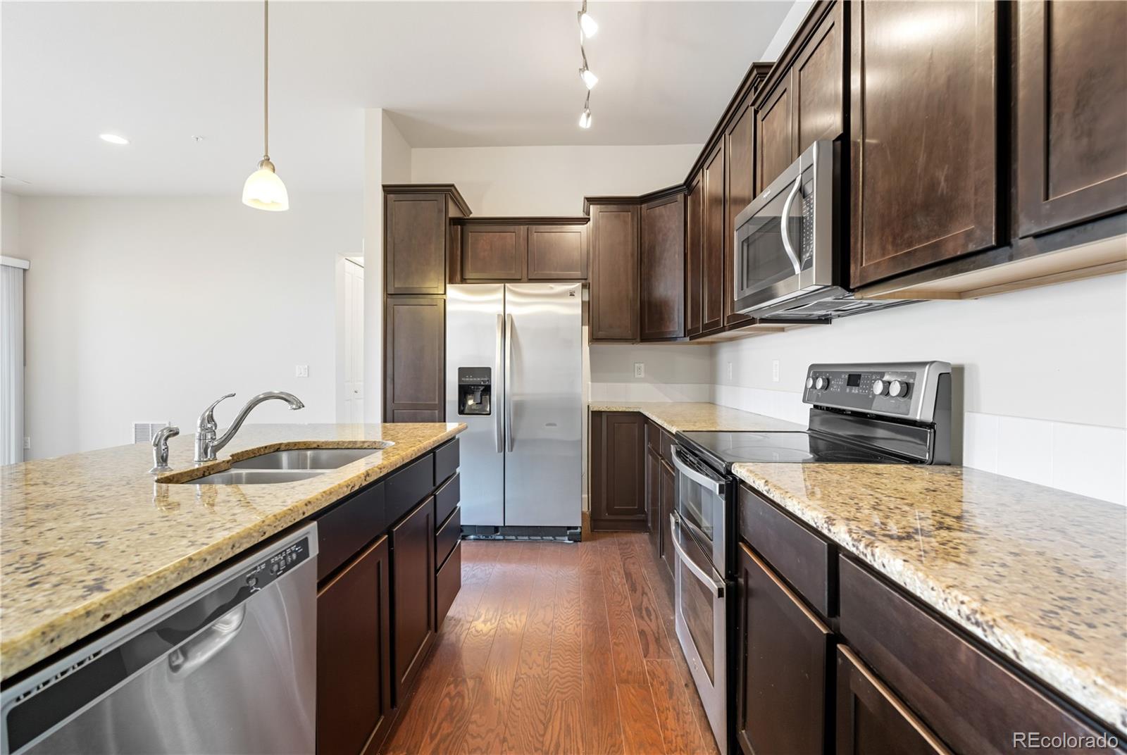 MLS Image #11 for 301  inverness way,englewood, Colorado