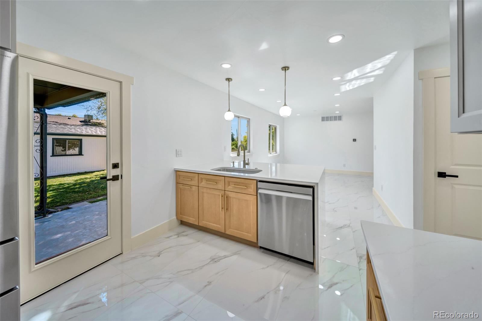 MLS Image #13 for 928 s swadley street,lakewood, Colorado