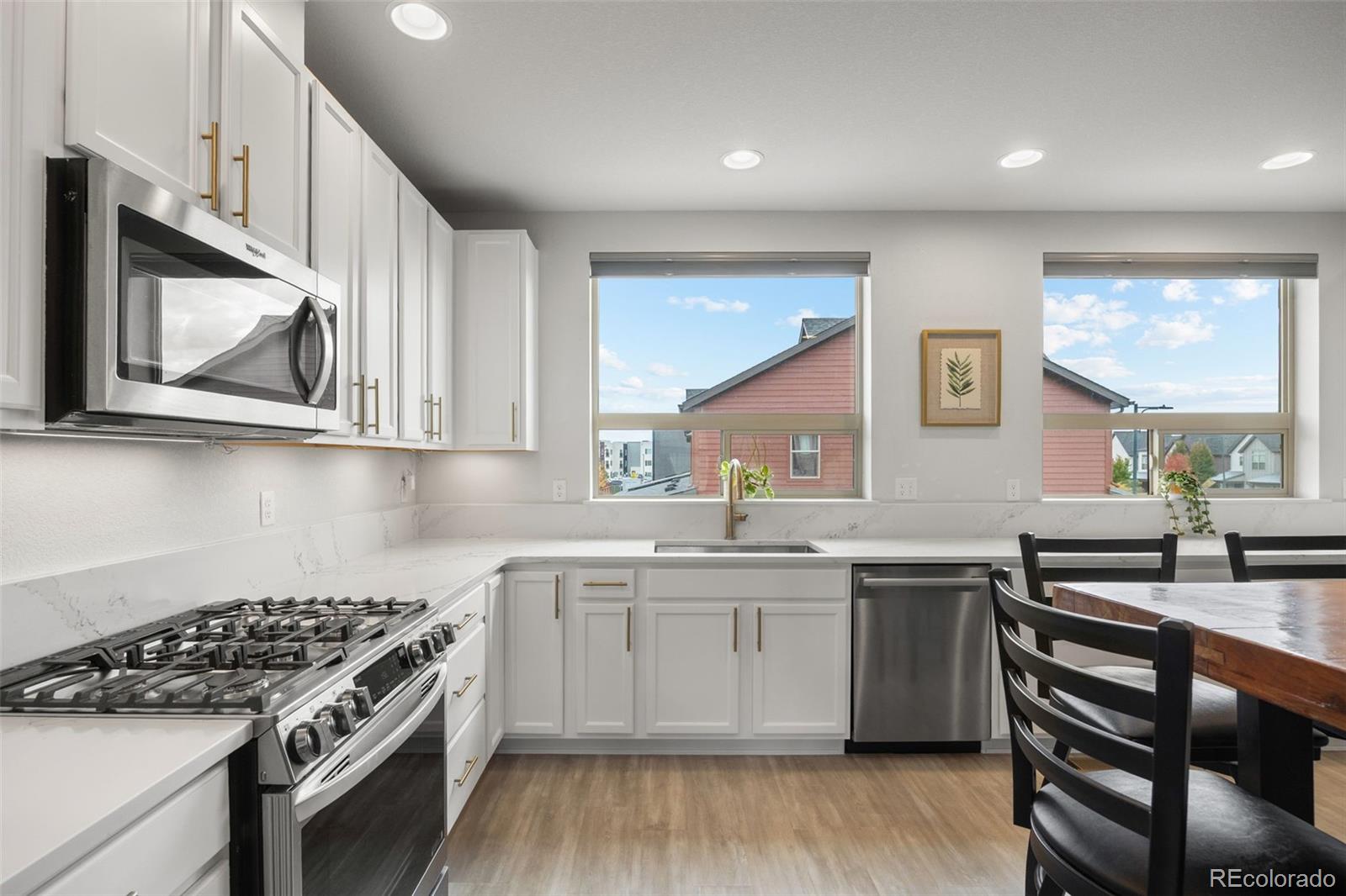 MLS Image #3 for 9110 e 52nd drive,denver, Colorado