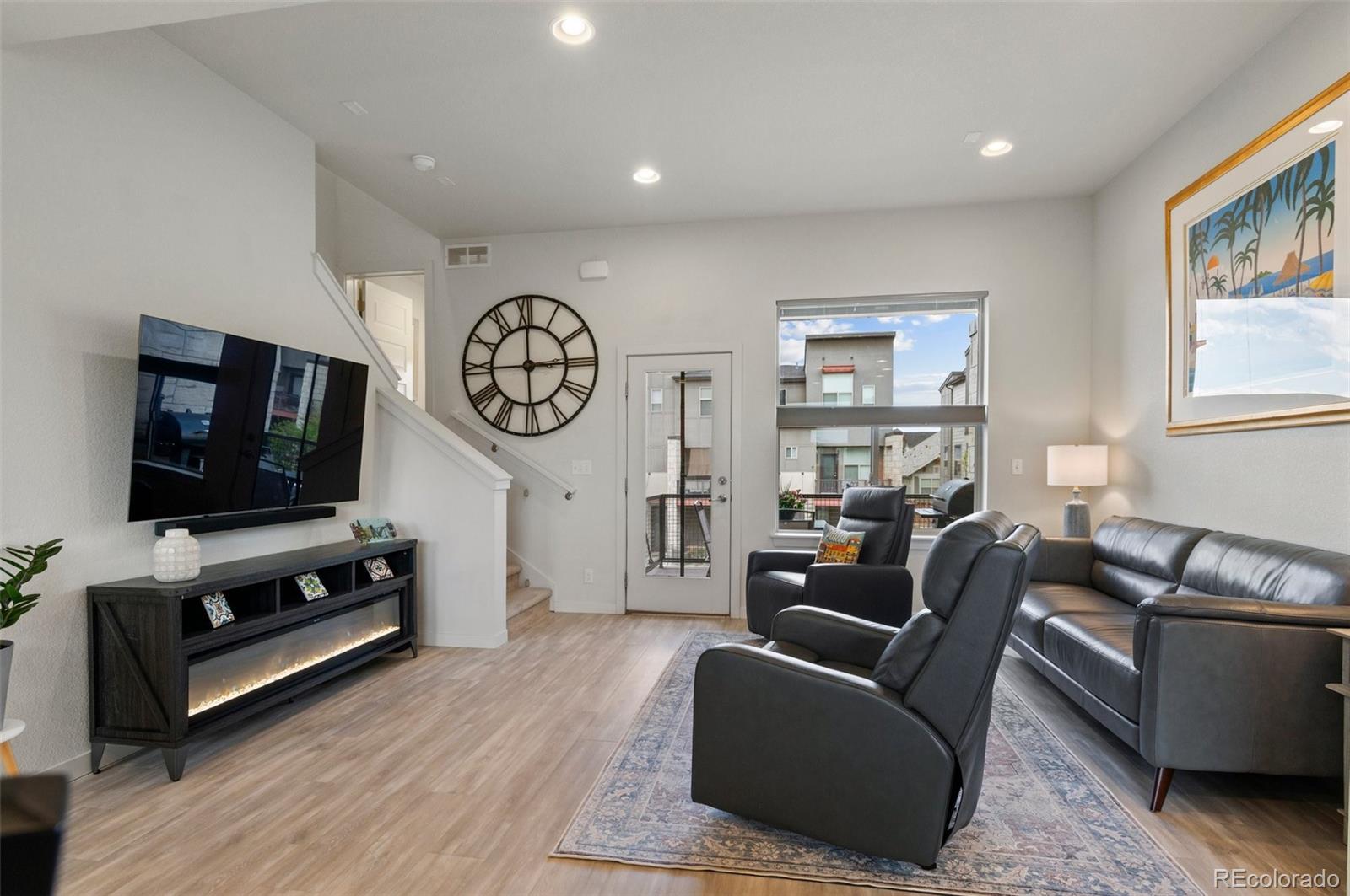 MLS Image #7 for 9110 e 52nd drive,denver, Colorado