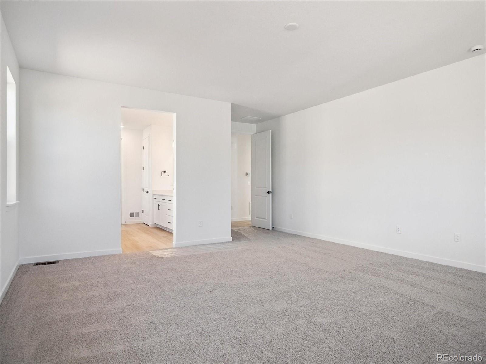 MLS Image #11 for 3631 n haleyville street,aurora, Colorado