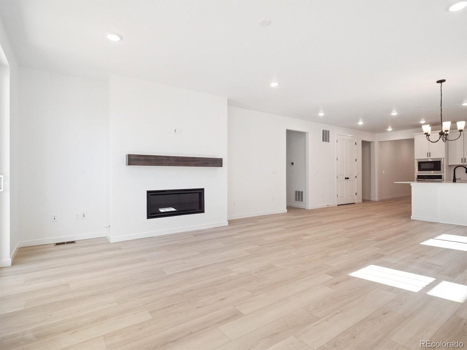 MLS Image #7 for 3631 n haleyville street,aurora, Colorado