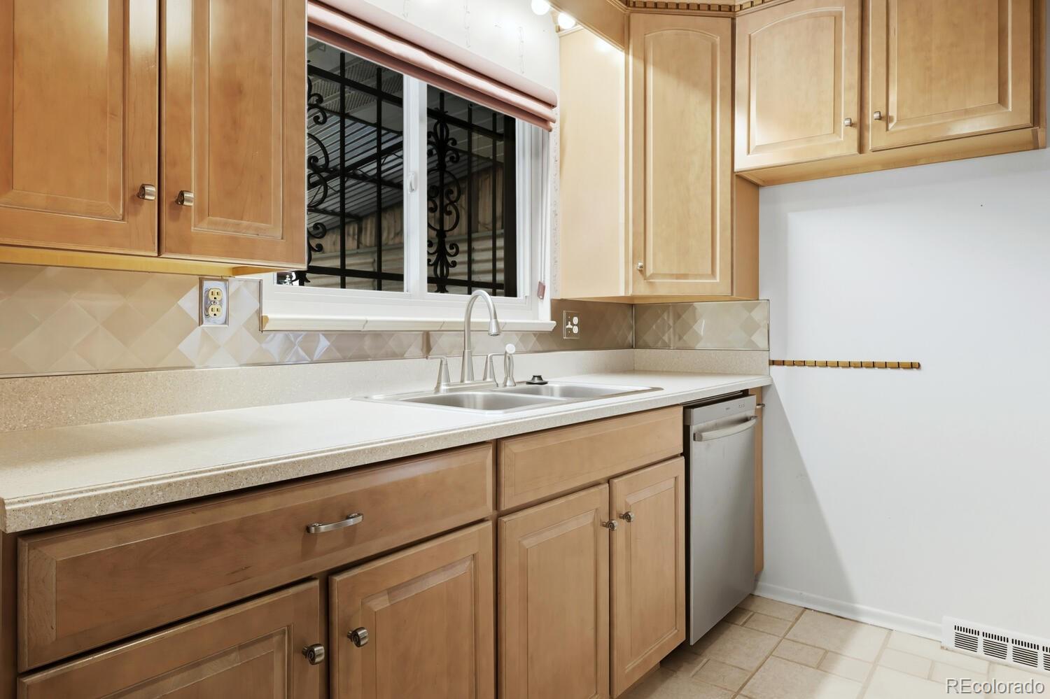 MLS Image #9 for 1202 w 103rd avenue,northglenn, Colorado