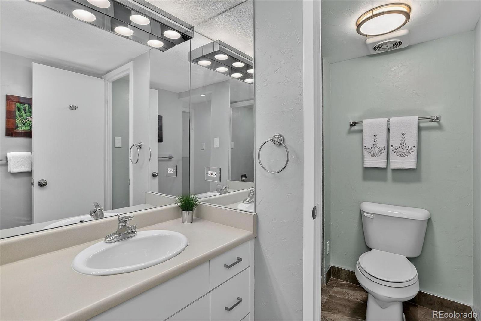 MLS Image #12 for 955  eudora street 1601,denver, Colorado