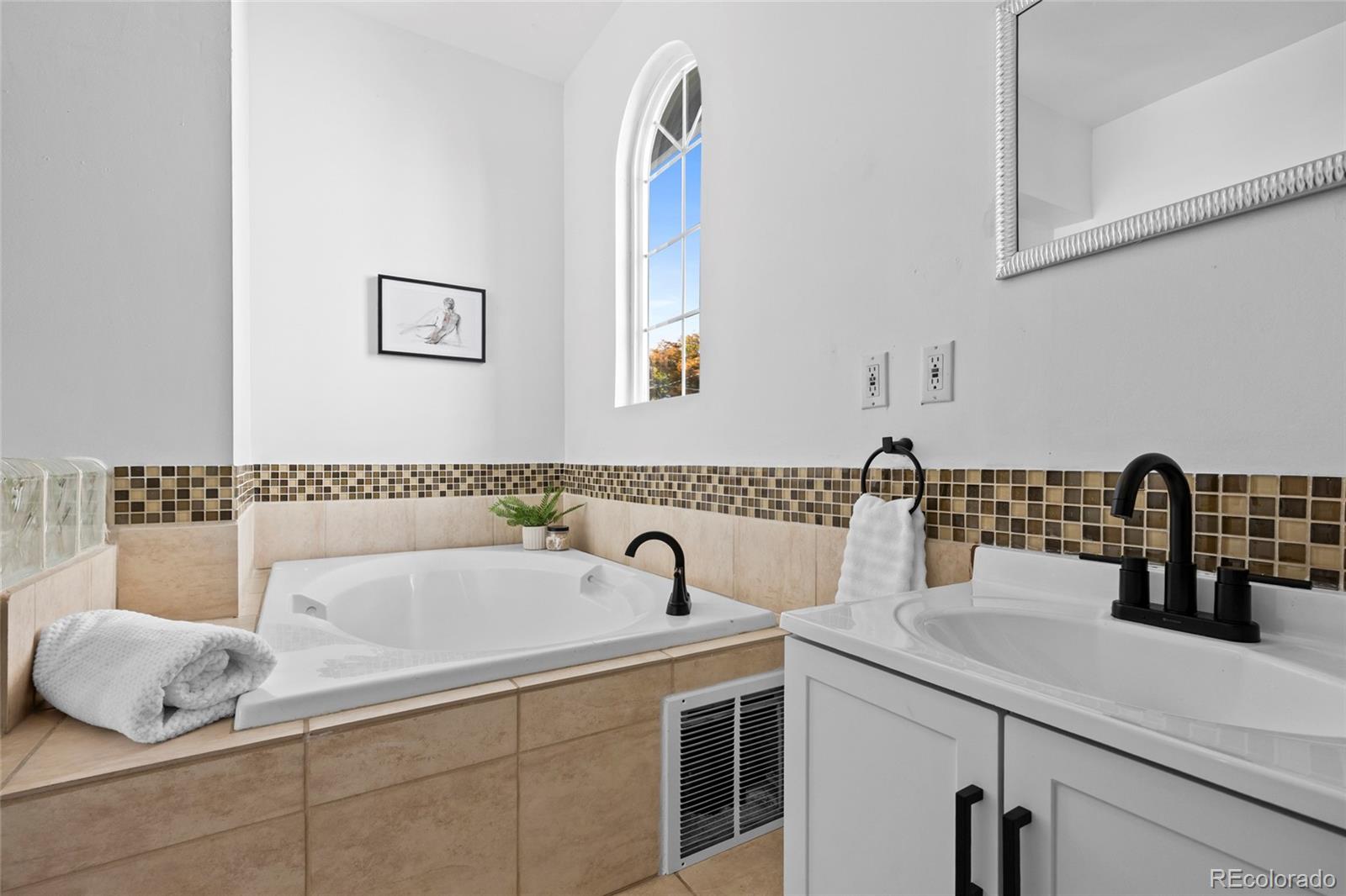 MLS Image #21 for 4405  perry street,denver, Colorado