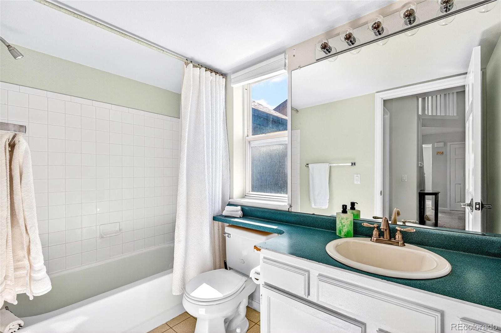 MLS Image #11 for 4013 s lisbon way,aurora, Colorado