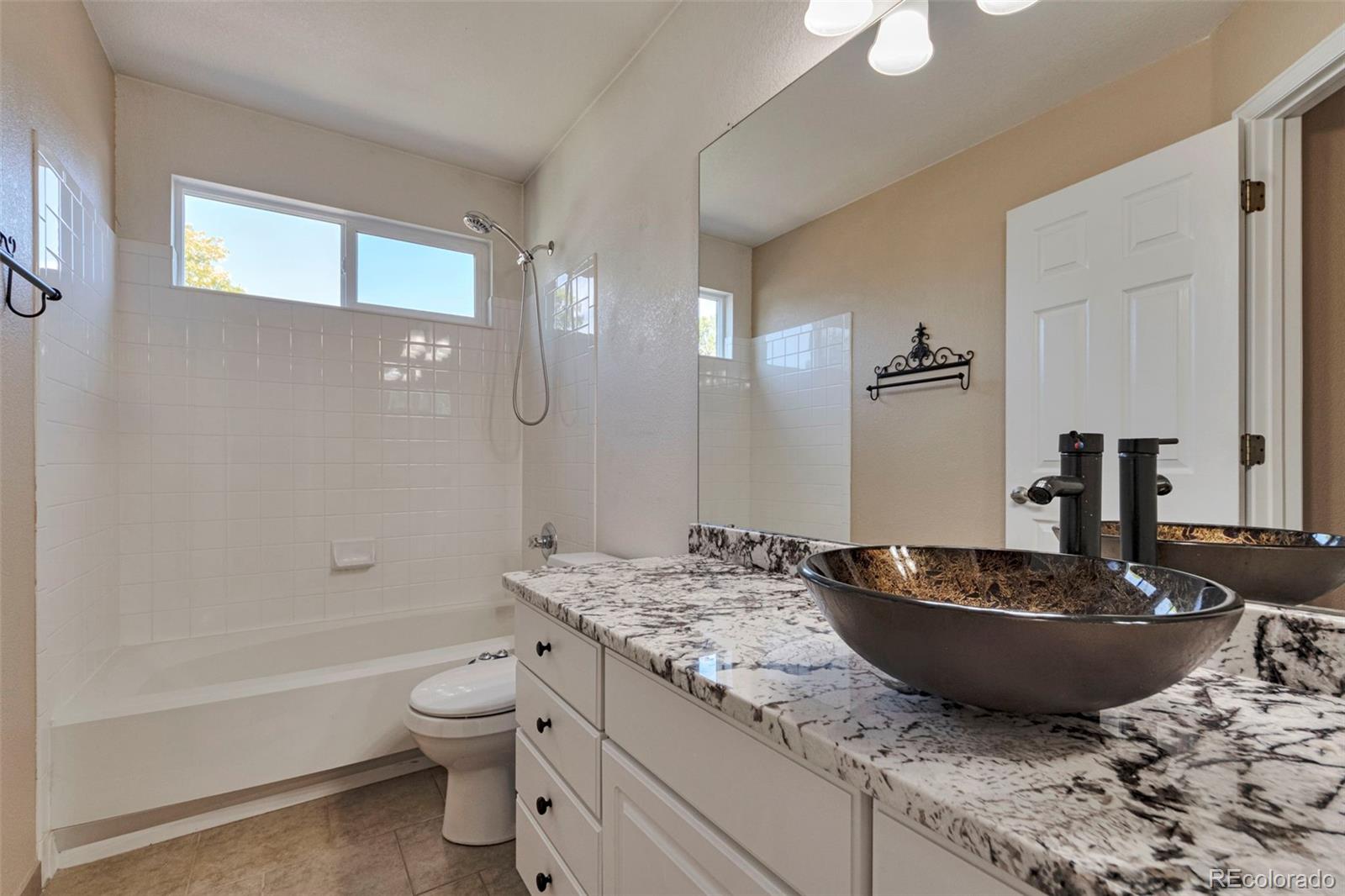 MLS Image #13 for 4731 s danube circle,aurora, Colorado