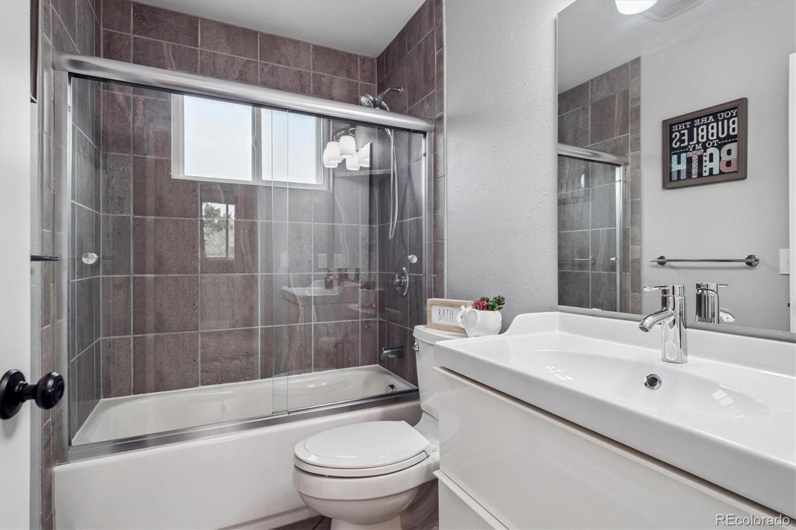 MLS Image #12 for 3931 s uravan street,aurora, Colorado